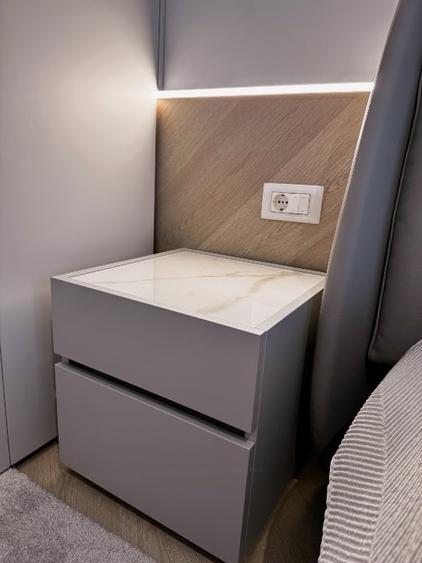 Apartament cu 3 camere semidecomandat, mobilat în Central