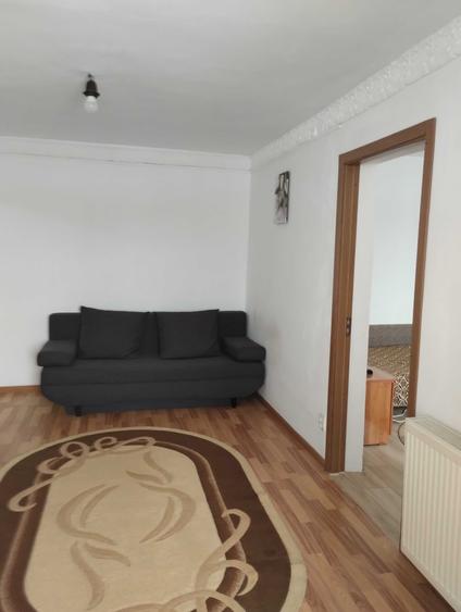 Garsonieră semidecomandată în Micro 6