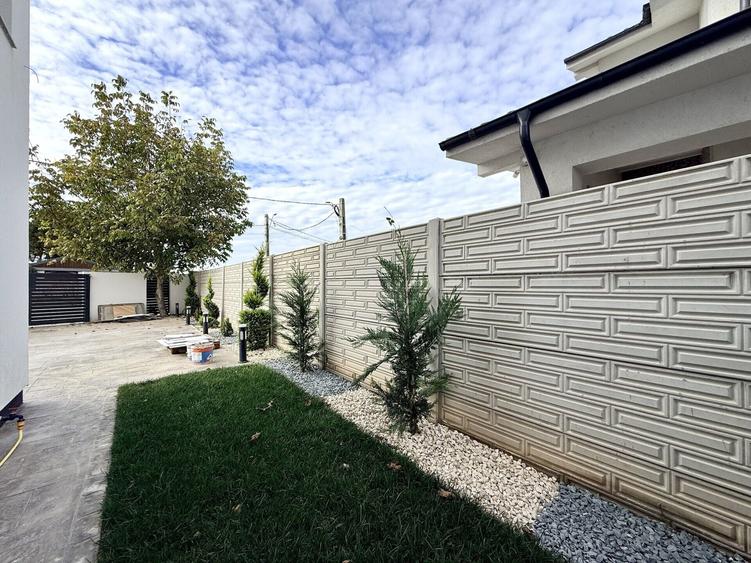 Casă individuală cu 5 camere cu Canalizare în Ștefăneștii de Jos