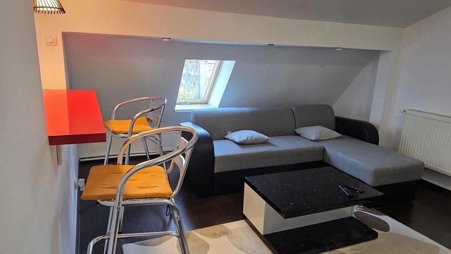 Apartament cu 2 camere decomandat în Steaua