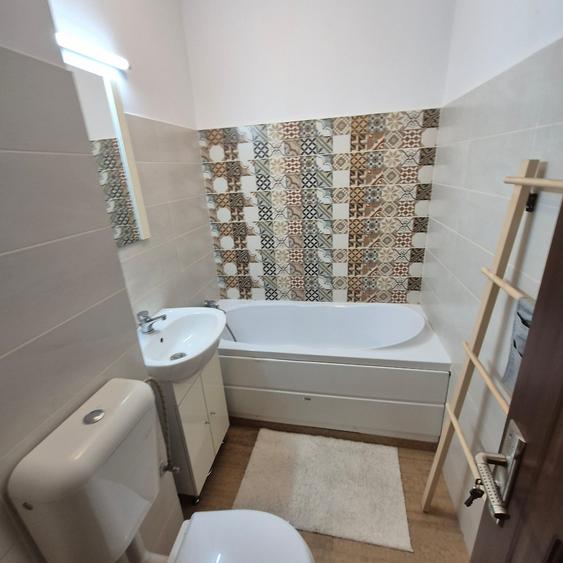 Apartament cu 2 camere semidecomandat, mobilat în Drumul Taberei