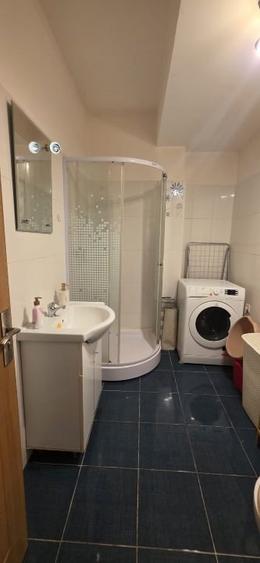 Apartament cu 2 camere decomandat, mobilat în Berceni