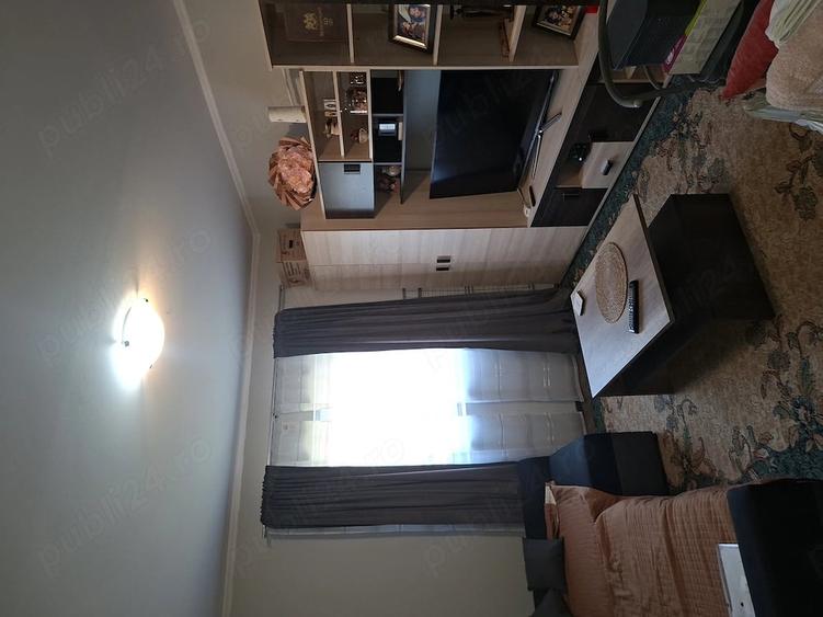 Apartament cu 3 camere nedecomandat în Central