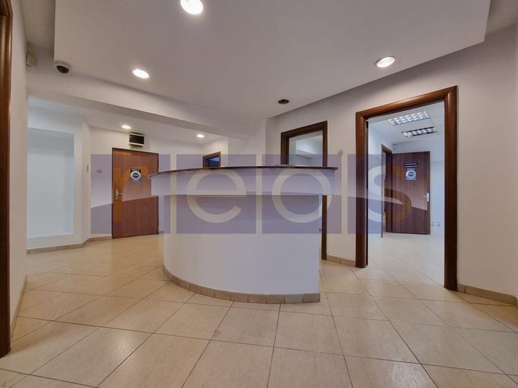 Spațiu comercial, de 590 mp, în Unirii