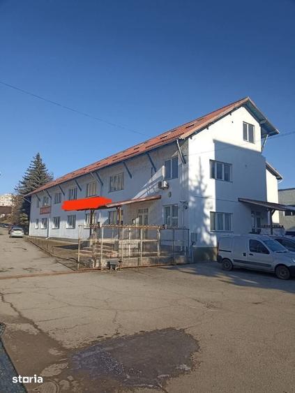 Spațiu comercial, de 370 mp, în Central