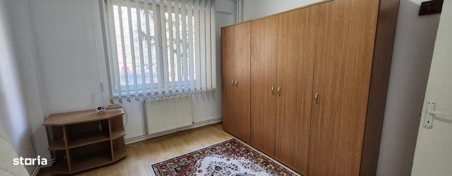 Apartament cu 2 camere semidecomandat în Bartolomeu