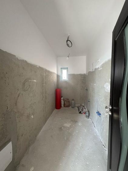 Casă individuală cu 4 camere cu Canalizare în Sântandrei