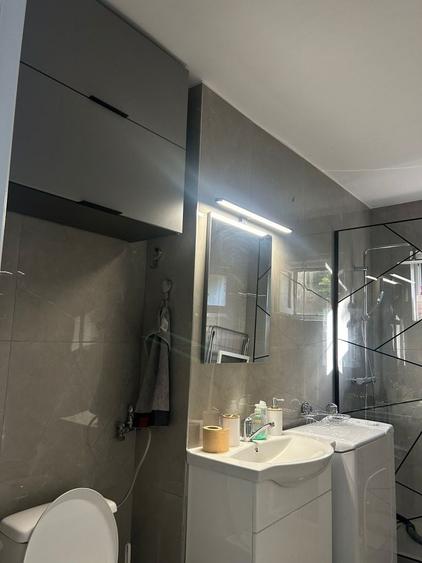 Inchiriez apartament de doua camere mobilat,utilat si renovat - 2