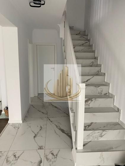 Duplex cu 3 camere cu Canalizare în Sânandrei