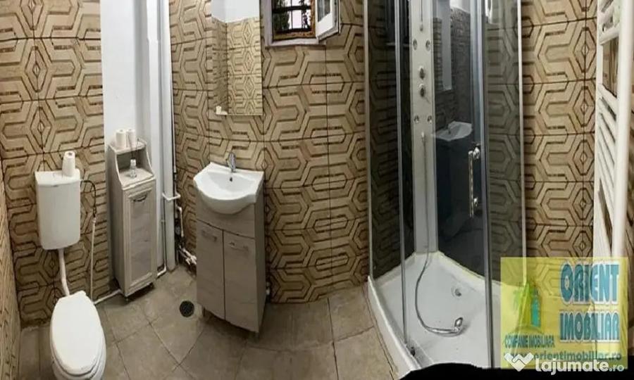 Casă cu 6 camere cu Teren 250 Mp în Cumpăna