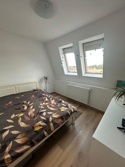 Apartament cu 3 camere semidecomandat, mobilat în UMT