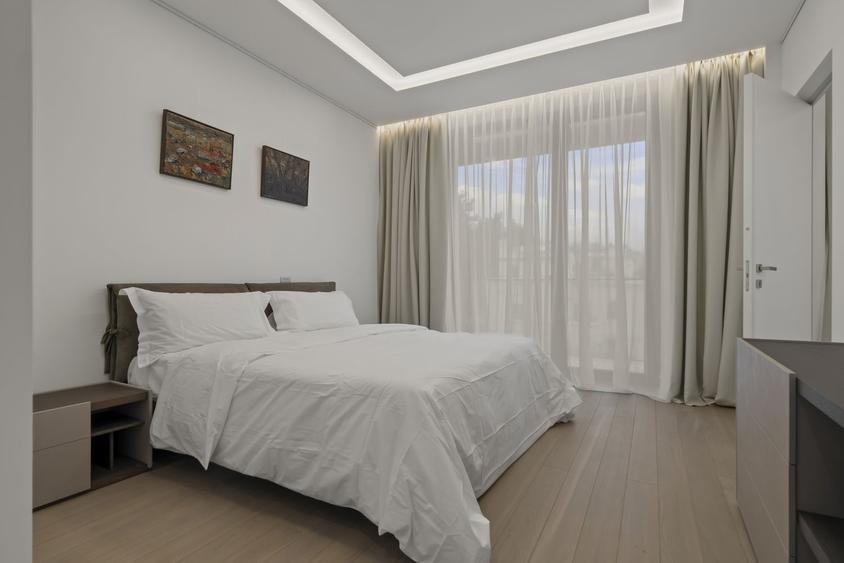 Apartament cu 5 camere, mobilat în Kiseleff
