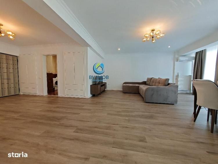 Apartament cu 3 camere decomandat în Răcădău