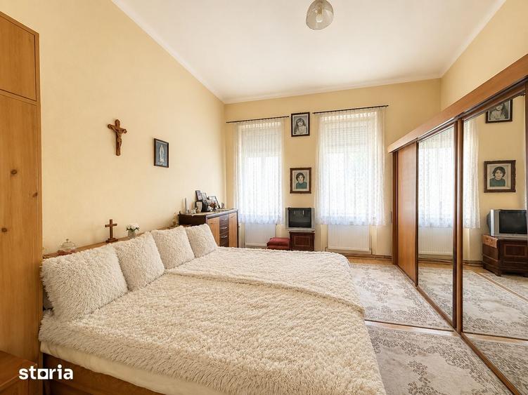 Casă cu 4 camere cu Teren 430 Mp în Decebal