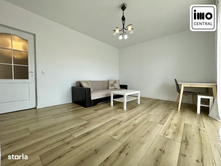 Apartament cu 3 camere decomandat în Europa