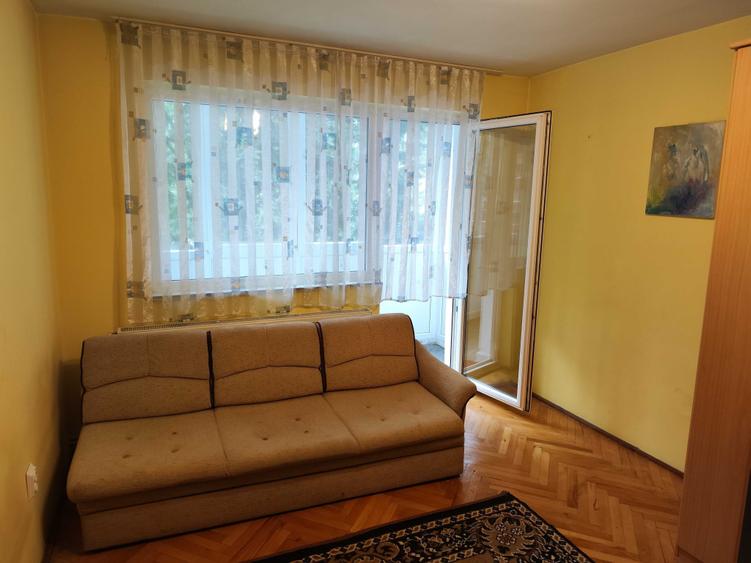 Apartament cu 2 camere decomandat în Semicentral