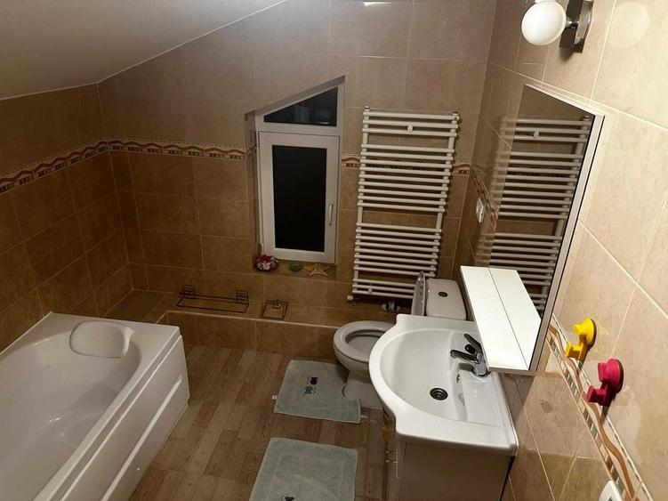 Casă cu 4 camere cu Teren 300 Mp în Rudicica