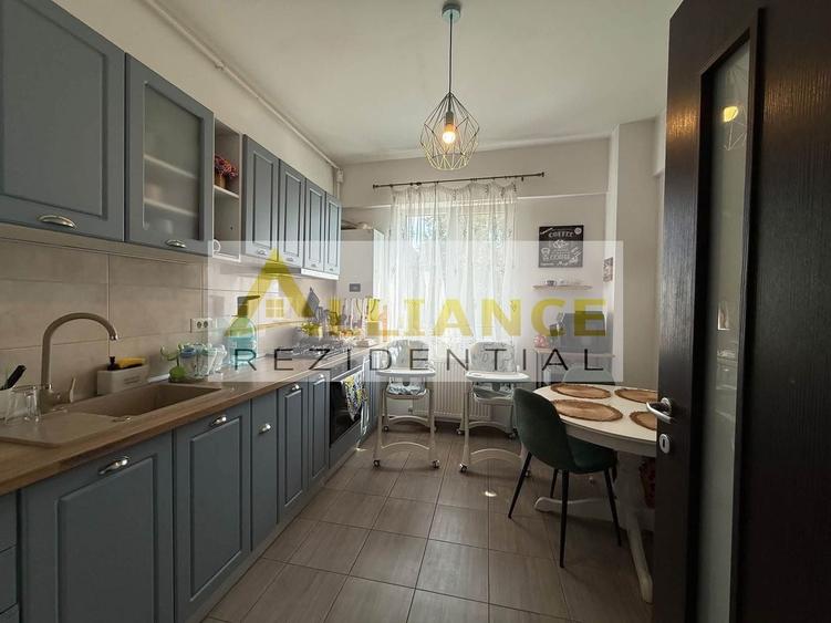 Apartament cu 2 camere decomandat în Berceni