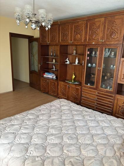 Casă cu 4 camere în Florica