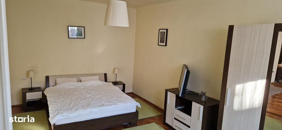 Apartament cu 2 camere nedecomandat în Cristian