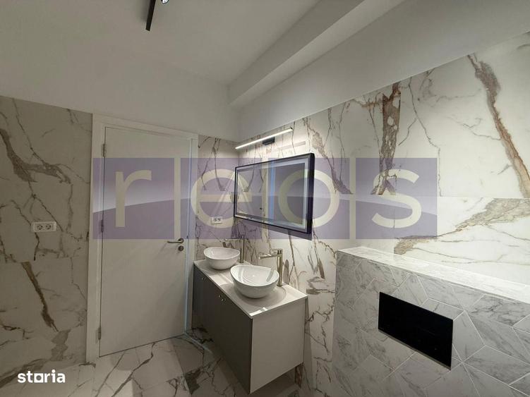 Apartament cu 3 camere în Tei
