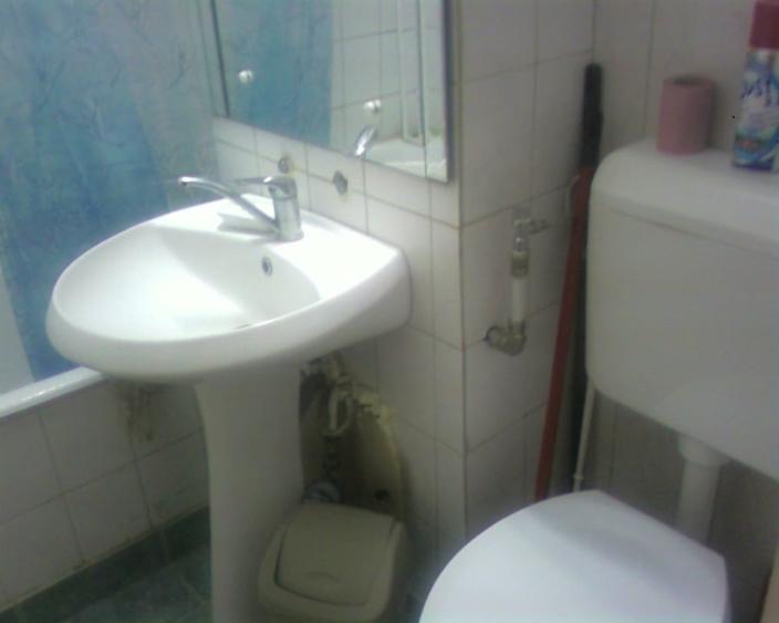 Garsonieră decomandată, mobilată în Central