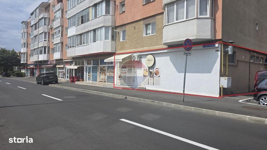 Spațiu comercial, de 83 mp, în Tractorul