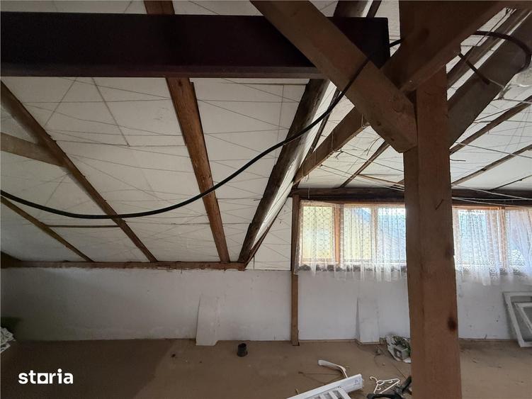 Casă cu 4 camere cu Teren 263 Mp în Central