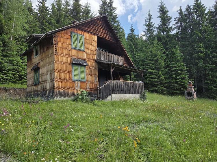 Casă cu 2 camere cu Teren 23 Mp în Exterior Vest