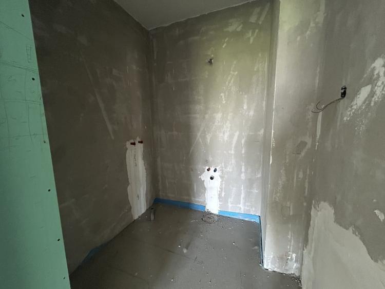 Apartament 3 camere , semidecomandat, semifinisat,  80 mp, zona Avram Iancu - 7