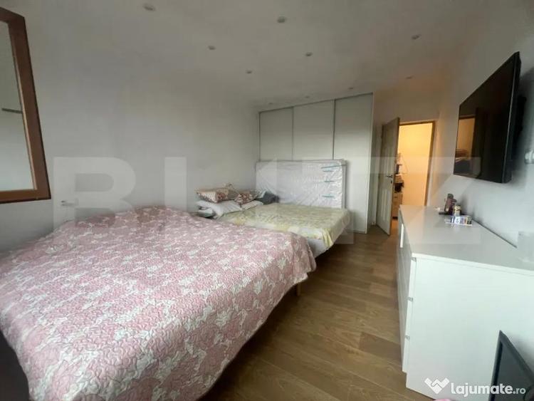 Casă cu 5 camere cu Teren 1396 Mp în Turda