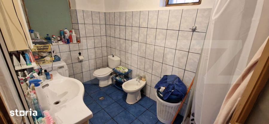 Casă cu 2 camere cu Teren 651 Mp în Romanești