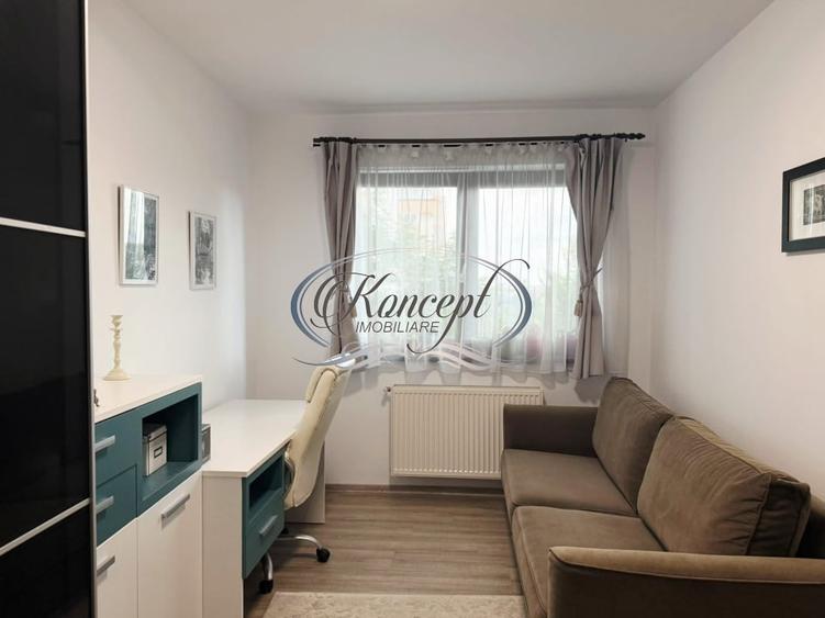 Apartament cu 3 camere semidecomandat, mobilat în Zorilor