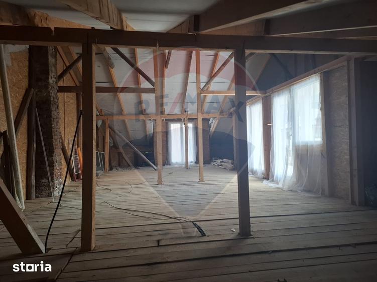 Casă cu 3 camere cu Teren 229 Mp în Est