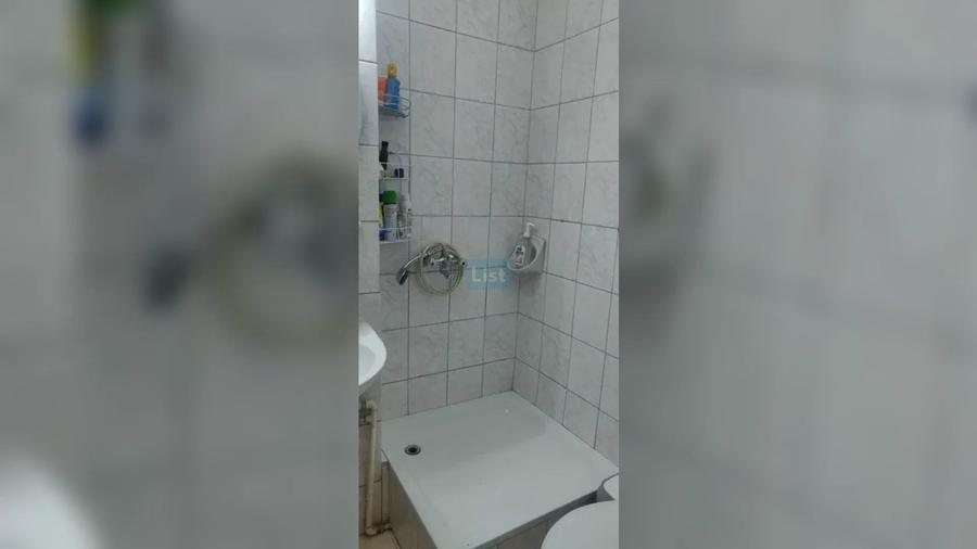 Apartament cu 4 camere decomandat, mobilat în Între Lacuri