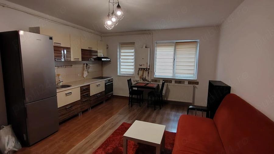 Apartament cu 2 camere semidecomandat, mobilat în Brâncoveanu