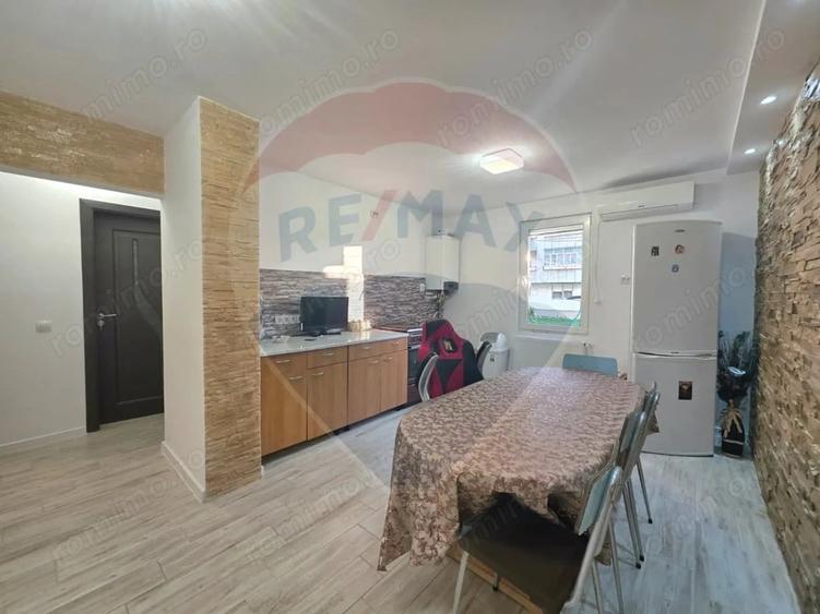 Apartament cu 3 camere decomandat în Nord