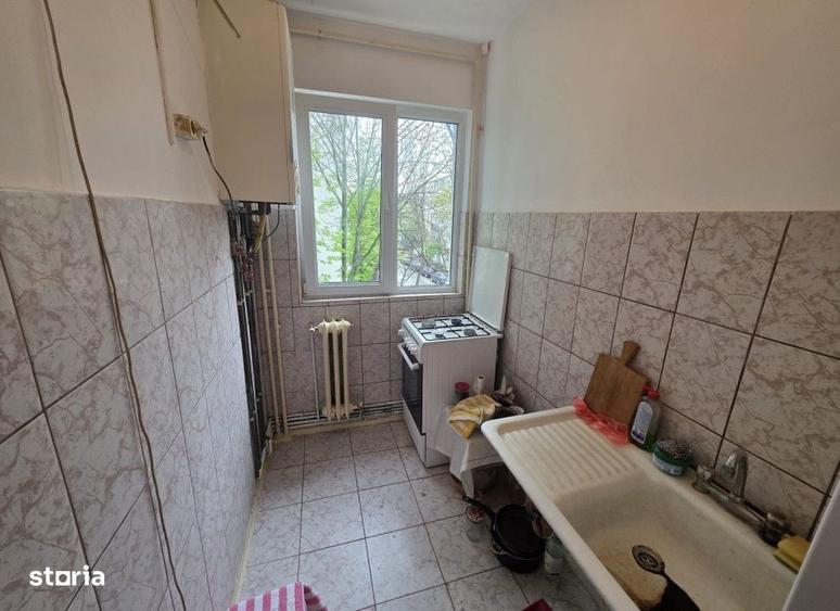 Apartament cu 3 camere în Alexandru cel Bun