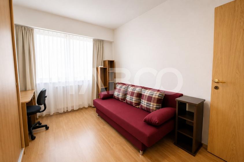 Apartament cu 3 camere decomandat, mobilat în Mihai Viteazul