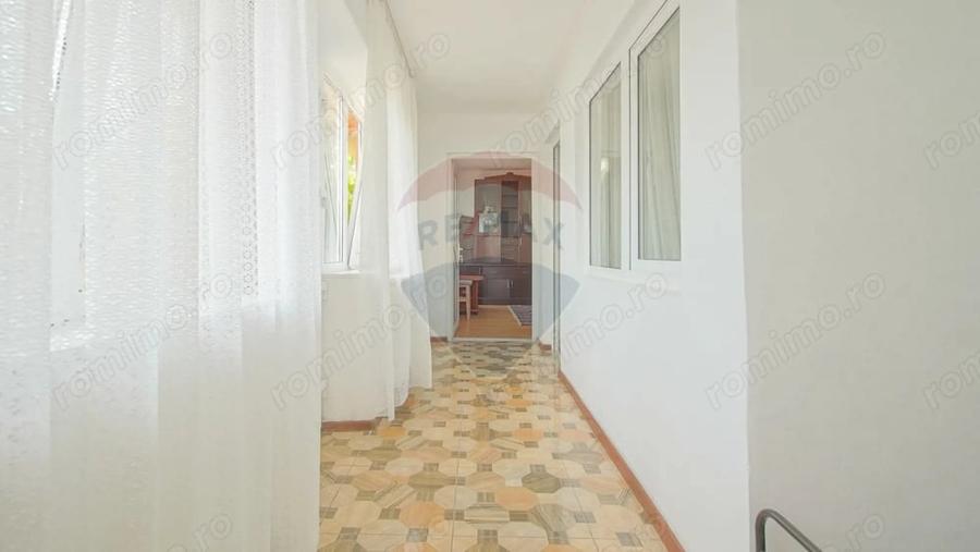 Casă cu Teren 168 Mp în Central