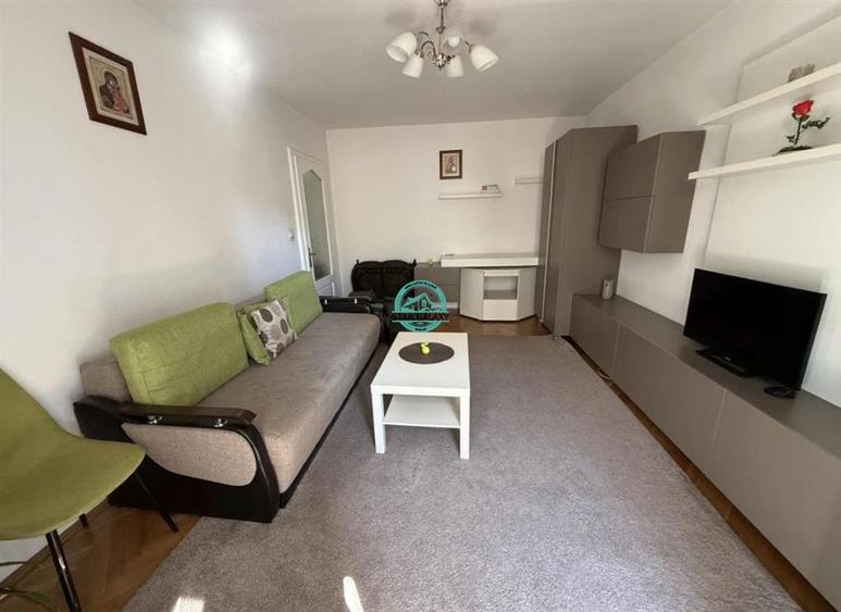 Apartament cu 2 camere decomandat, mobilat în 7 Noiembrie