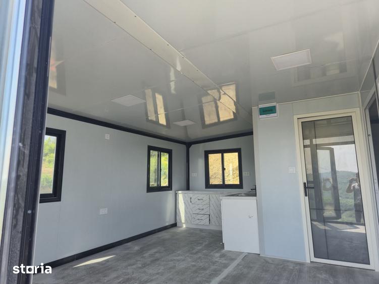 Casă cu 2 camere cu Teren 450 Mp în Tomești
