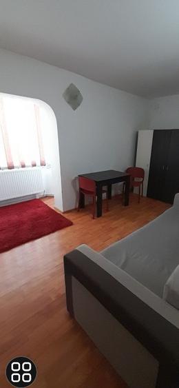Garsonieră decomandată în Bartolomeu