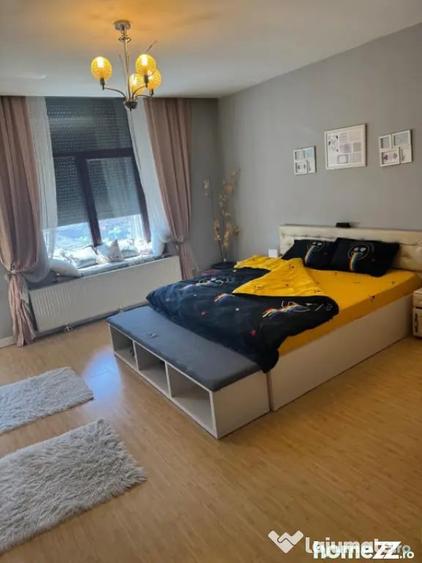 Apartament cu 2 camere decomandat în Siret