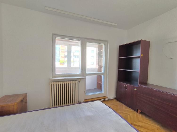 Apartament cu 4 camere decomandat în Gheorgheni