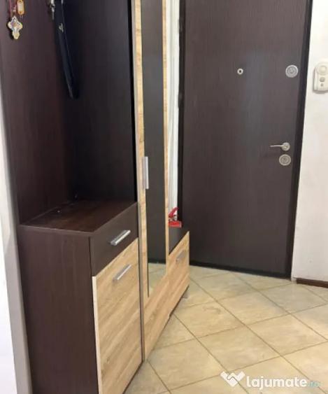 Casă cu 7 camere cu Teren 1200 Mp în Cârcea