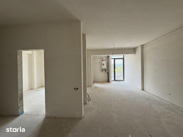 Apartament cu 3 camere semidecomandat în Florești — fotografia 2