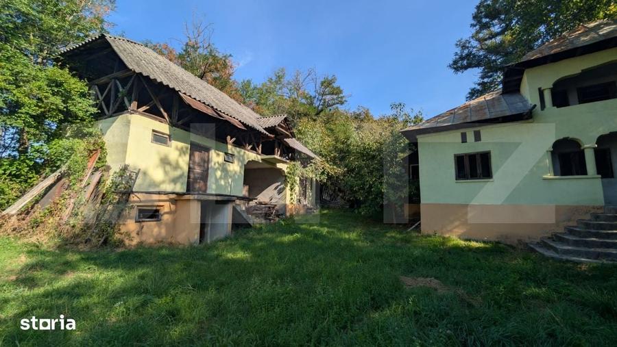 Casă cu 4 camere cu Teren 4332 Mp în Mănești