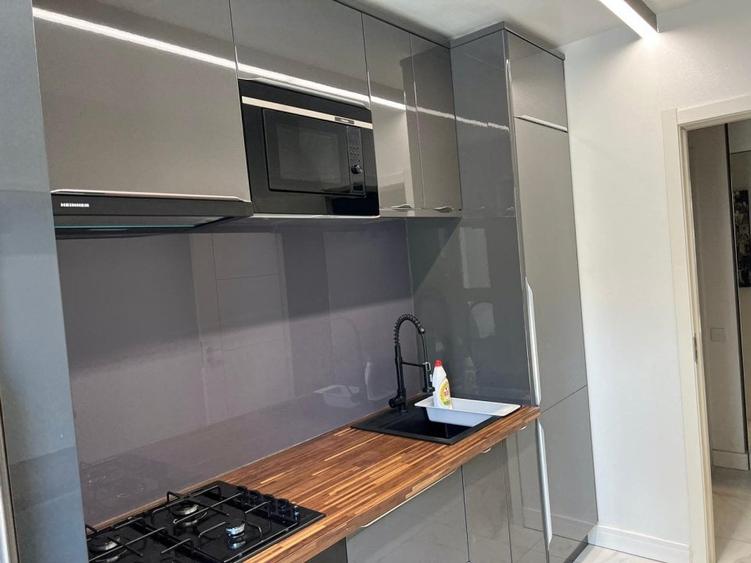 Apartament cu 2 camere semidecomandat în Pipera