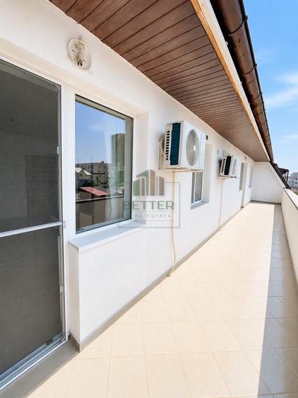 Apartament 3 camere de vânzare, Sector 4, 800 m metrou și balcon generos - 7